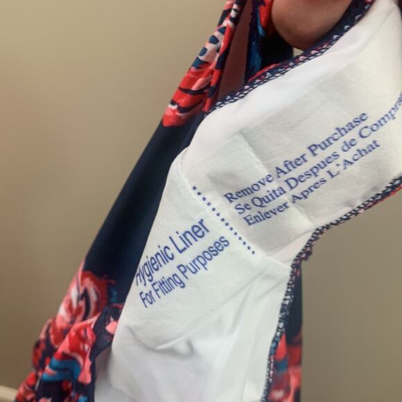 High Drive by ModCloth Deep V-Neck Floral Navy/Red One-Piece Bathing Suit - Picture 8 of 9